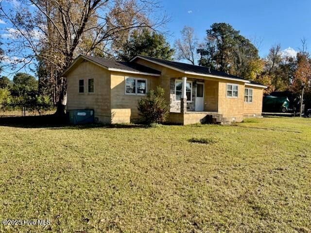 145 Riggs Street, Jacksonville, NC 28540