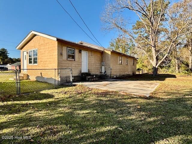 145 Riggs Street, Jacksonville, NC 28540