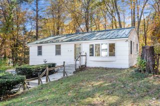 277 Hampstead Road, Derry, NH 03038