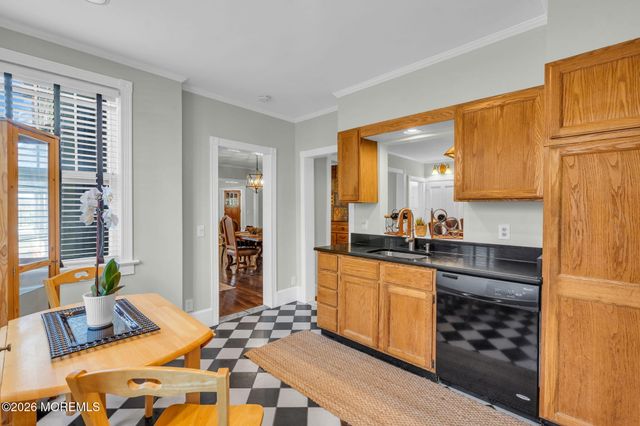 31 Broadway, Ocean Grove, NJ 07756