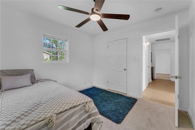 5 S Pollard Avenue, Fayetteville, AR 72701