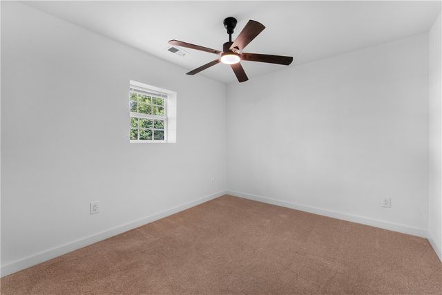 5 S Pollard Avenue, Fayetteville, AR 72701