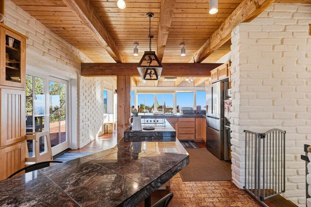 39 Tierra Monte Street NE, Albuquerque, NM 87122