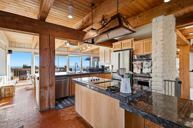 39 Tierra Monte Street NE, Albuquerque, NM 87122