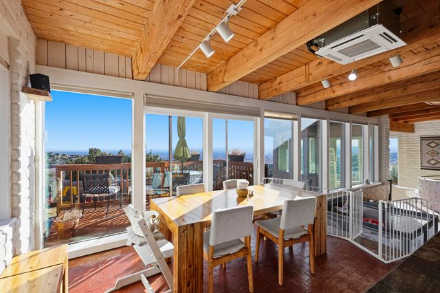 39 Tierra Monte Street NE, Albuquerque, NM 87122