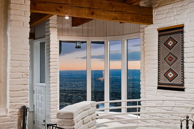 39 Tierra Monte Street NE, Albuquerque, NM 87122