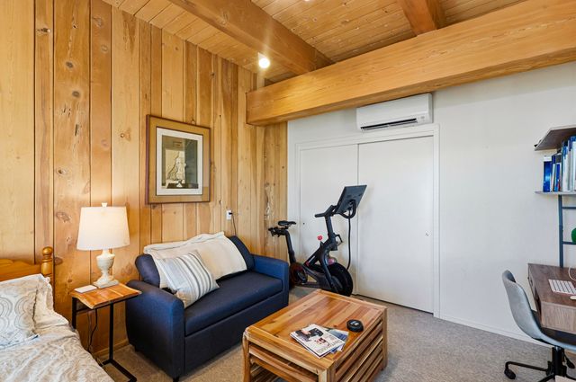 39 Tierra Monte Street NE, Albuquerque, NM 87122