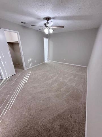 1315 Tiny Tree Drive, Missouri City, TX 77489