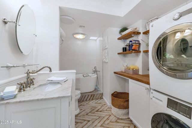 5101 N CASA BLANCA Drive 19, Paradise Valley, AZ 85253