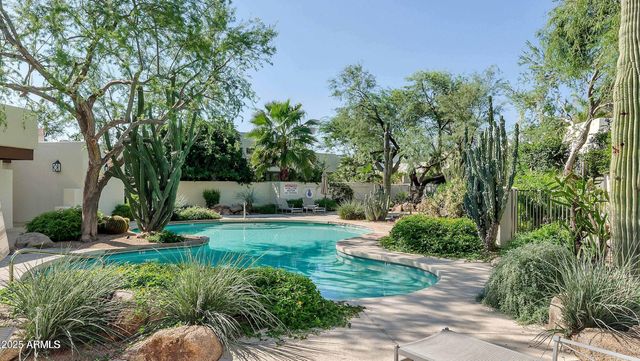 5101 N CASA BLANCA Drive 19, Paradise Valley, AZ 85253