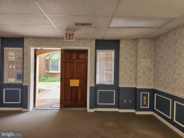 4200 EVERGREEN LN #311, Annandale, VA 22003