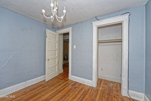 42 N Lake Avenue, Troy, NY 12180