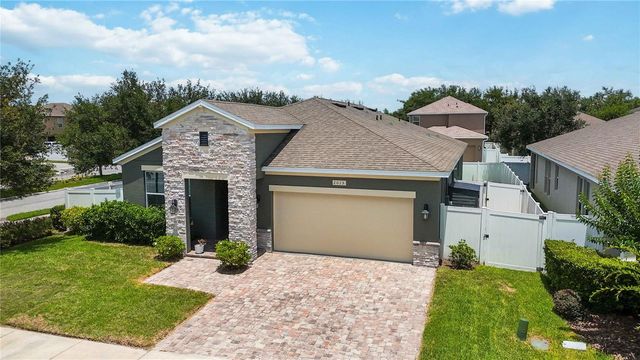 2015 BEACON LANDING CIRCLE, Orlando, FL 32824