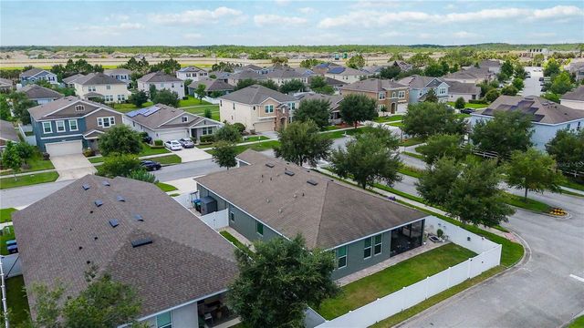2015 BEACON LANDING CIRCLE, Orlando, FL 32824