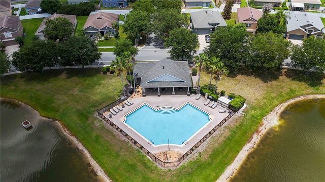 2015 BEACON LANDING CIRCLE, Orlando, FL 32824