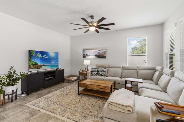 2015 BEACON LANDING CIRCLE, Orlando, FL 32824