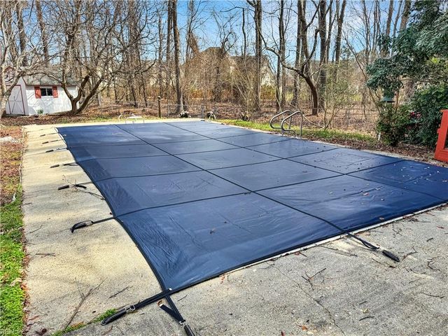 11 Dorothy DR, Poquoson, VA 23662