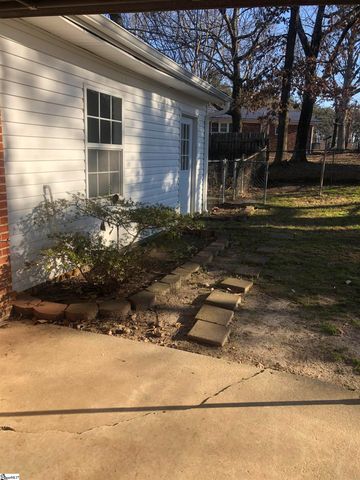 414 Lanewood Drive, Greenville, SC 29607