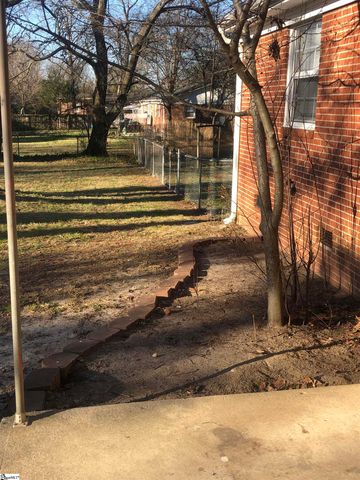 414 Lanewood Drive, Greenville, SC 29607