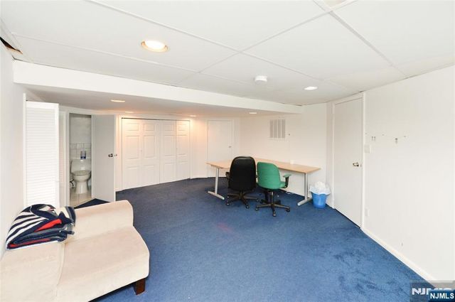 16 Gurney Terrace, Fair Lawn, NJ 07410