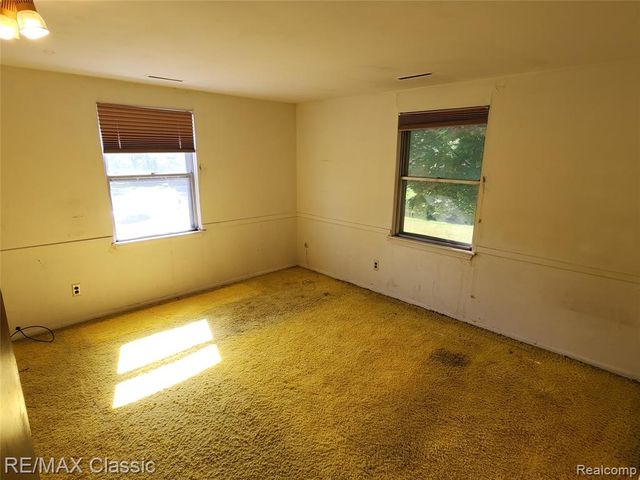 6965 N Adams Road, Bloomfield Hills, MI 48304