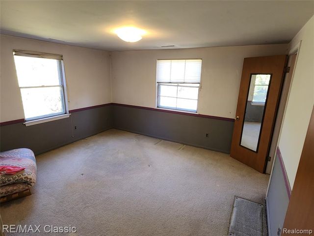 6965 N Adams Road, Bloomfield Hills, MI 48304