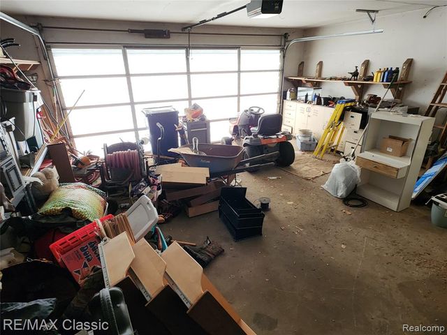 6965 N Adams Road, Bloomfield Hills, MI 48304