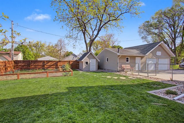 711 Mamie Eisenhower Avenue, Boone, IA 50036