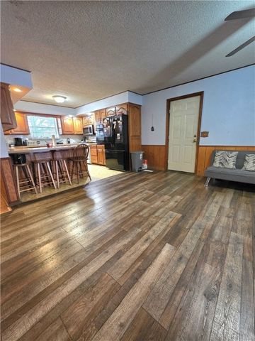 2007 W Huntsville Avenue, Springdale, AR 72762