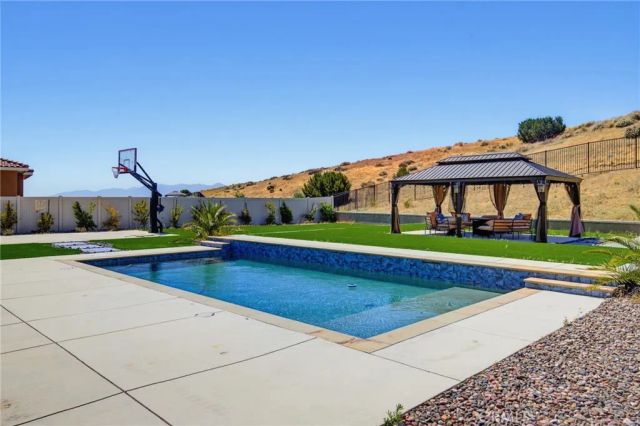 3872 Eliopulos Ranch Drive, Palmdale, CA 93551