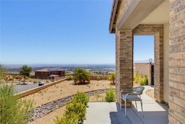 3872 Eliopulos Ranch Drive, Palmdale, CA 93551