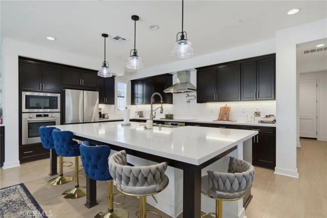 3872 Eliopulos Ranch Drive, Palmdale, CA 93551
