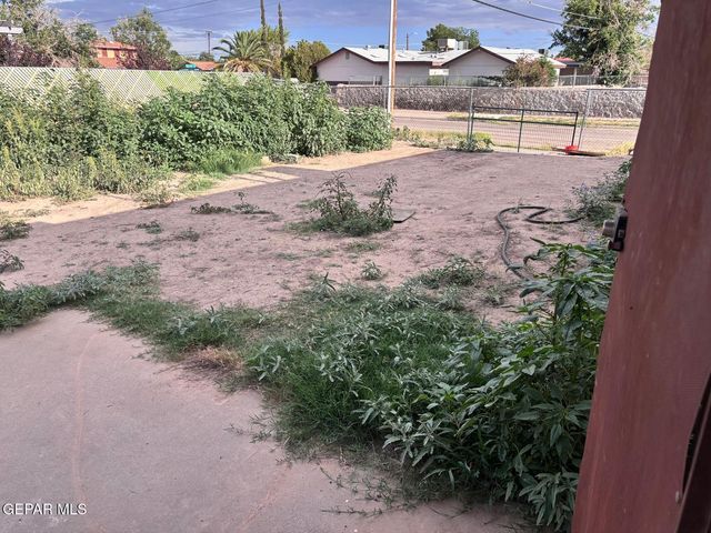 7747 BROADWAY Drive, El Paso, TX 79915