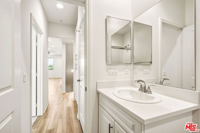 1095 N Harbor Blvd, Anaheim, CA 92801