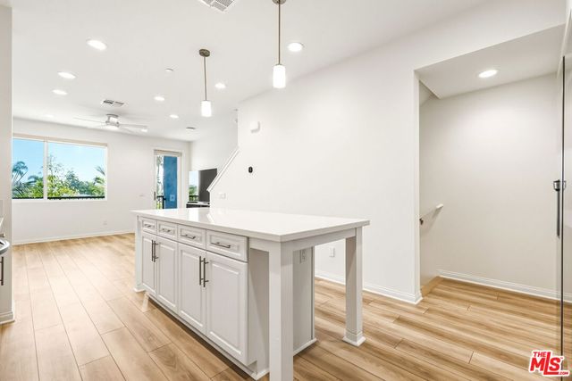 1095 N Harbor Blvd, Anaheim, CA 92801
