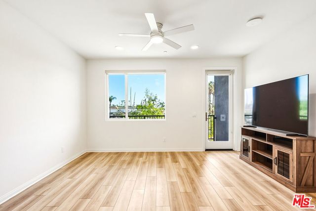 1095 N Harbor Blvd, Anaheim, CA 92801