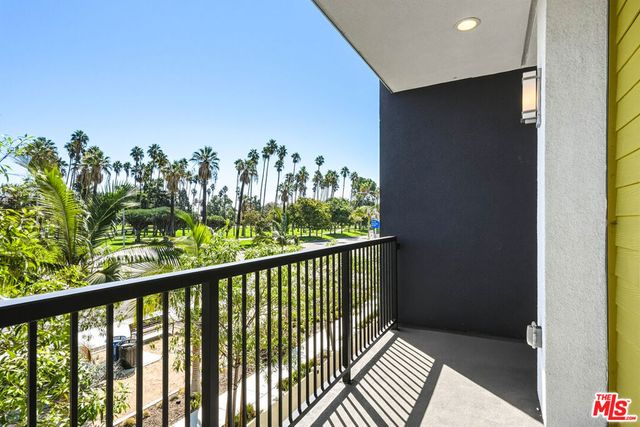 1095 N Harbor Blvd, Anaheim, CA 92801