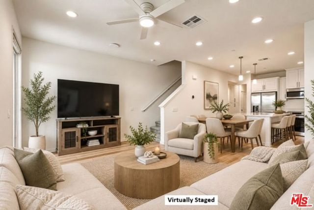 1095 N Harbor Blvd, Anaheim, CA 92801