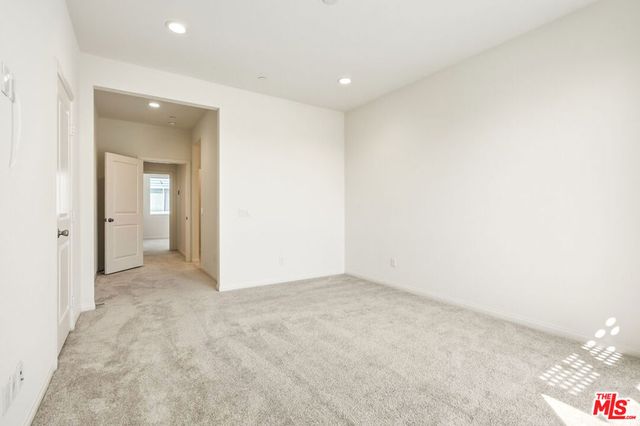 1095 N Harbor Blvd, Anaheim, CA 92801