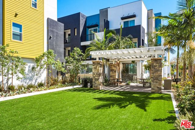 1095 N Harbor Blvd, Anaheim, CA 92801