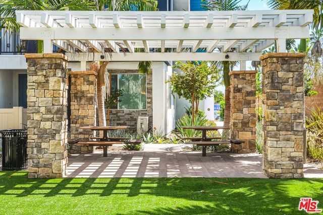 1095 N Harbor Blvd, Anaheim, CA 92801