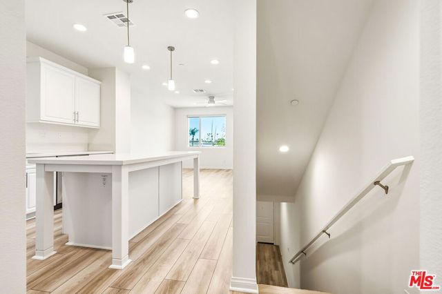 1095 N Harbor Blvd, Anaheim, CA 92801