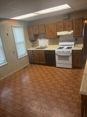 36 Ibbetson St 1, Somerville, MA 02143