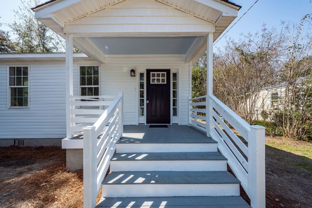 2646 Madden Drive, North Charleston, SC 29405