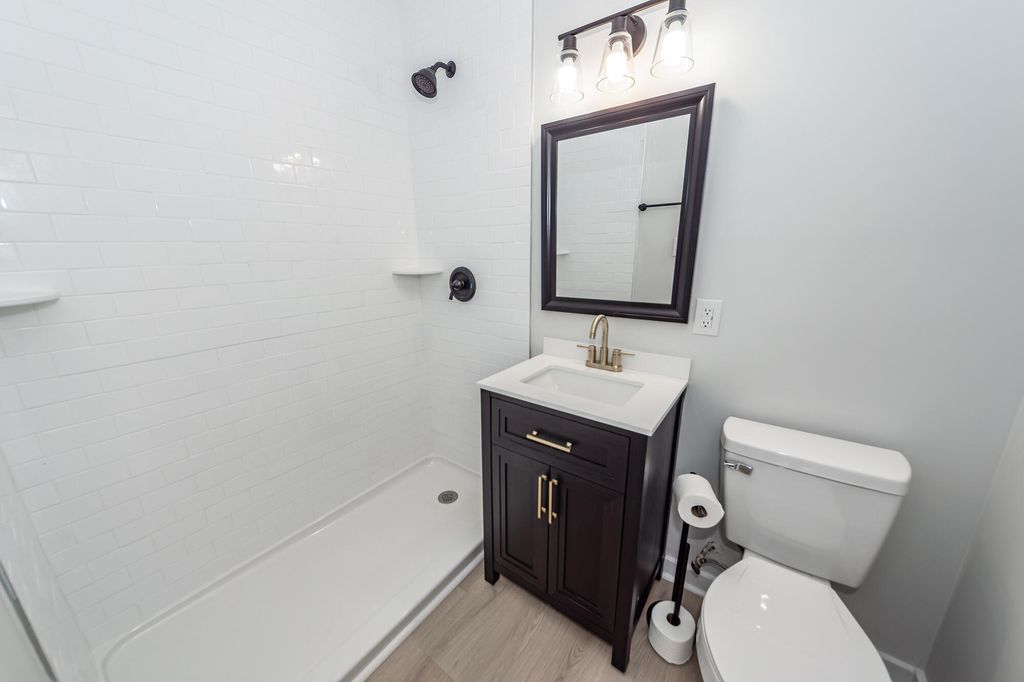 Image 12 of property listing at 2646 Madden Drive, North Charleston, SC 29405