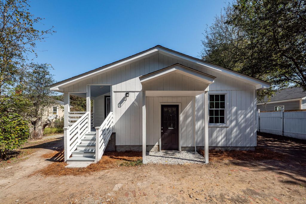 Image 21 of property listing at 2646 Madden Drive, North Charleston, SC 29405