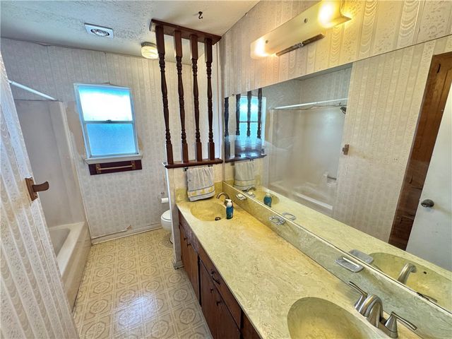 503 E Ailsie Ave, Kingsville, TX 78363