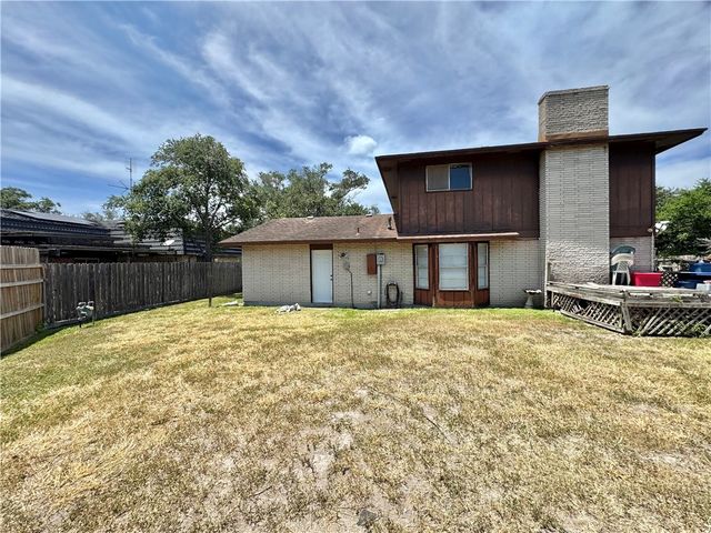 503 E Ailsie Ave, Kingsville, TX 78363