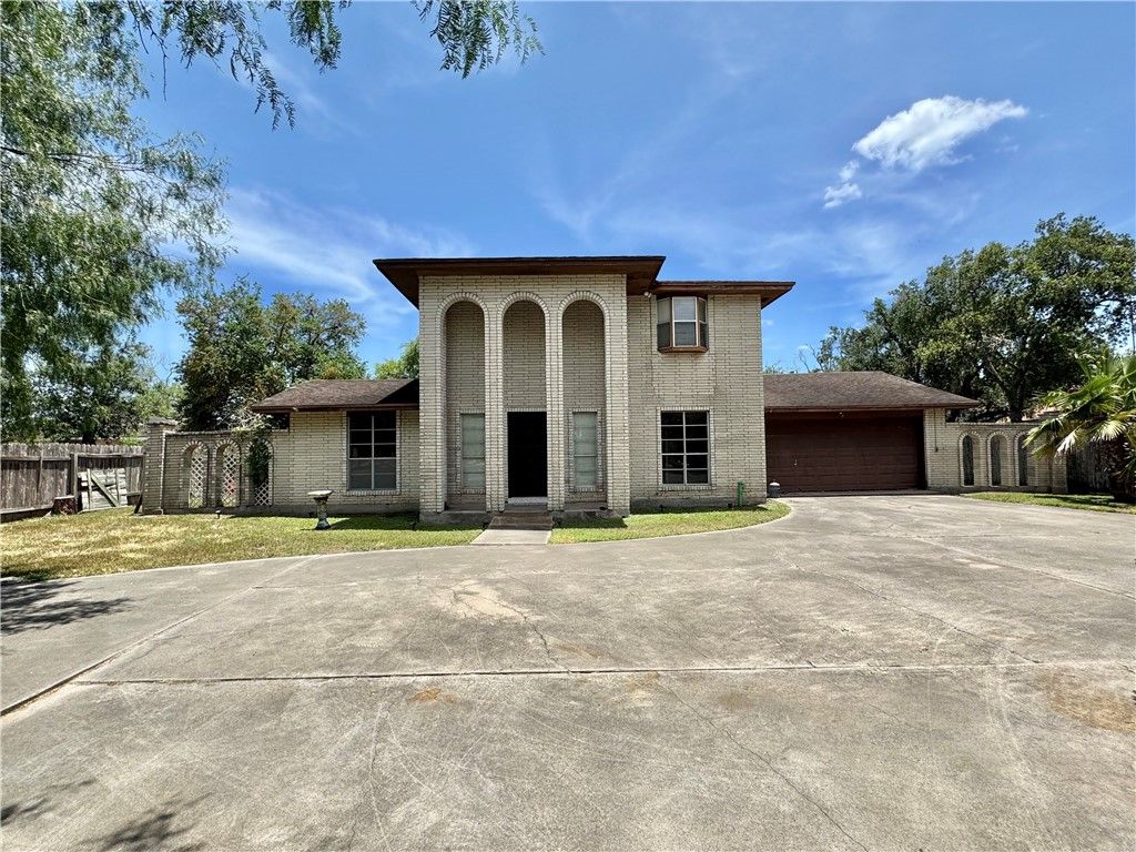 503 E Ailsie Ave, Kingsville, TX 78363