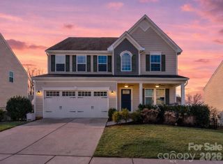 1215 Longwall Lane, Matthews, NC 28105